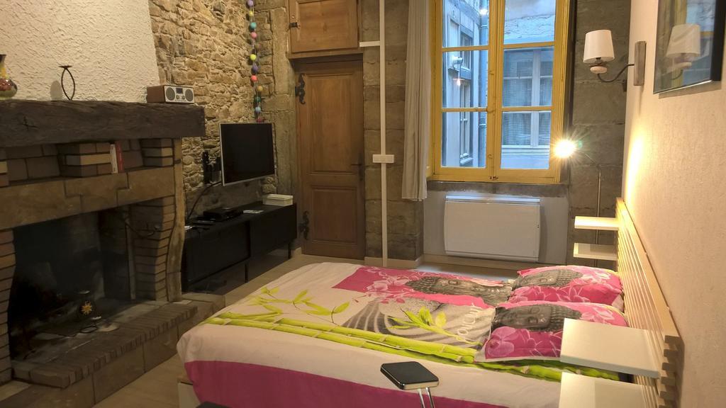 Studio Charme Et Confort Aux Cordeliers Lyon Eksteriør bilde